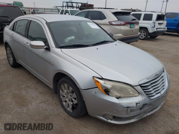2011 Chrysler 200 LX with VIN 1C3BC4FB3BN522499, listed as a IAAI auction lot 41525816 with 187,610 mi miles. Bid and sale history available at carsss.com. Image 1.