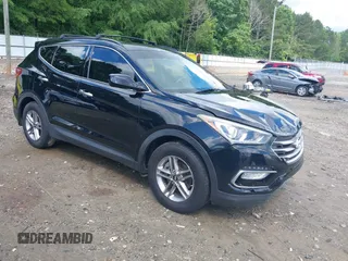 2017 Hyundai Santa Fe 2.4L z VIN 5NMZU3LB5HH043545, wystawiony jako IAAI lot #42244550 z przebiegiem 84 464 mil mil oraz . Historia ofert i sprzedaży dostępna na DreamBid. Obrazek 1.