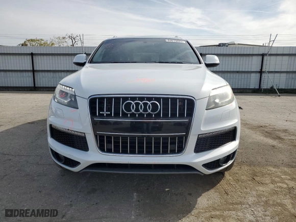 2012 Audi Q7 3.0T S line with VIN WA1DGAFE5CD006549, listed as a Copart auction lot 44615025 with 164,019 mi miles and Salvage Title. Bid and sale history available at carsss.com. Image 5.