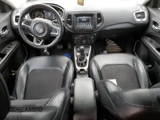 2018 Jeep Compass Latitude z VIN 3C4NJDBB9JT162173, wystawiony jako Copart lot #52852985 z przebiegiem 115 497 mil mil oraz Szkody całkowita. Historia ofert i sprzedaży dostępna na DreamBid. Obrazek 8.