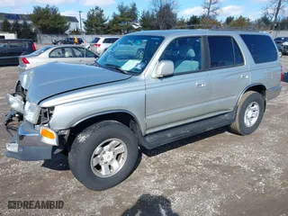 2000 Toyota 4Runner SR5 with VIN JT3HN86R5Y0283486, listed as a IAAI auction lot 41601575 with 148,262 mi miles. Bid and sale history available at carsss.com. Image 2.