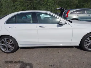 2019 Mercedes-Benz C 300 with VIN 55SWF8EB8KU293103, listed as a IAAI auction lot 41946778 with 47,993 mi miles and . Bid and sale history available at carsss.com. Image 13.