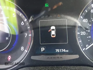 2017 Hyundai Azera Limited with VIN KMHFH4JG8HA591542, listed as a IAAI auction lot 42020982 with 75,174 mi miles and . Bid and sale history available at carsss.com. Image 16.