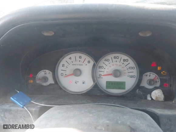 2007 Ford Escape XLT with VIN 1FMYU93117KA03886, listed as a IAAI auction lot 41783932 with 251,969 mi miles. Bid and sale history available at carsss.com. Image 7.