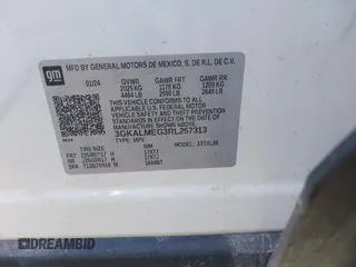 2024 GMC Terrain SLE z VIN 3GKALMEG3RL257313, wystawiony jako IAAI lot #42287772 z przebiegiem 34 062 mil mil oraz . Historia ofert i sprzedaży dostępna na DreamBid. Obrazek 9.