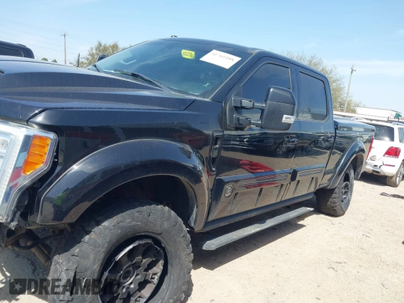 2018 Ford Super Duty F-250 SRW XL with VIN 1FT7W2BTXJEB99241, listed as a IAAI auction lot 41761108 with 215,843 mi miles. Bid and sale history available at carsss.com. Image 14.