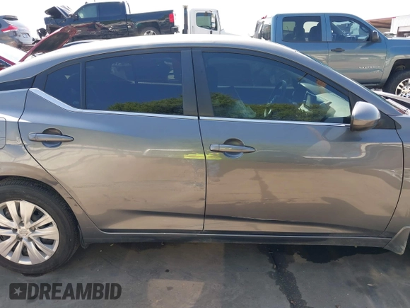 2020 Nissan Sentra S with VIN 3N1AB8BV2LY215995, listed as a IAAI auction lot 41875875 with 45,164 mi miles. Bid and sale history available at carsss.com. Image 13.