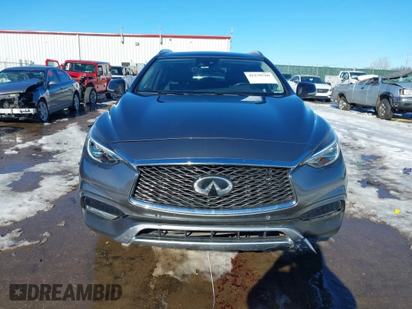2018 Infiniti QX30 Premium z VIN SJKCH5CR7JA047290, wystawiony jako IAAI lot #41270760 z przebiegiem 72 169 mil mil oraz . Historia ofert i sprzedaży dostępna na DreamBid. Obrazek 12.