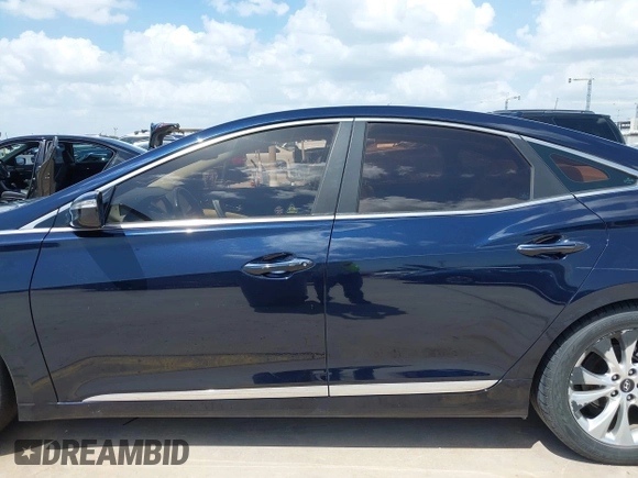 2013 Hyundai Azera с VIN KMHFG4JG5DA253948, выставлен на аукционе IAAI как лот 42561868 с пробегом 138 579 миль миль и . История ставок и продаж доступна на DreamBid. Изображение 14.
