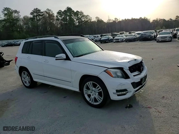 2014 Mercedes-Benz GLK-Class GLK 350 with VIN WDCGG8JB4EG287246, listed as a Copart auction lot 50175055 with 123,149 mi miles and Salvage Title. Bid and sale history available at carsss.com. Image 11.