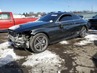 2019 Mercedes-Benz C 300 z VIN WDDWJ8EB2KF814754, wystawiony jako Copart lot #42296685 z przebiegiem 73 862 mil mil oraz Szkoda całkowita • Salvage title. Historia ofert i sprzedaży dostępna na DreamBid. Obrazek 1.