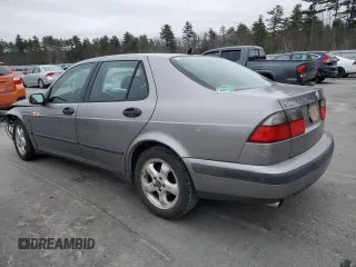 2001 Saab 9-5 with VIN YS3ED48E813008499, listed as a Copart auction lot 84397094 with 207,316 mi miles and Salvage Title. Bid and sale history available at carsss.com. Image 2.
