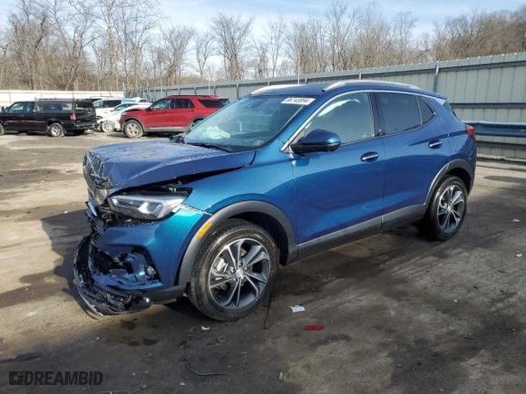 2020 Buick Encore GX Essence with VIN KL4MMGSL9LB118640, listed as a Copart auction lot 86743894 with 21,046 mi miles and Salvage Title. Bid and sale history available at carsss.com. Image 1.
