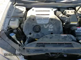 2007 Hyundai Azera SE с VIN KMHFC46F47A234162, выставлен на аукционе Copart как лот 85822104 с пробегом 122 281 миль миль и Списание • Salvage title. История ставок и продаж доступна на DreamBid. Изображение 15.