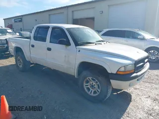 2004 Dodge Dakota Sport z VIN 1D7HL38KX4S721444, wystawiony jako IAAI lot #42248222 z przebiegiem 248 582 mil mil oraz . Historia ofert i sprzedaży dostępna na DreamBid. Obrazek 1.