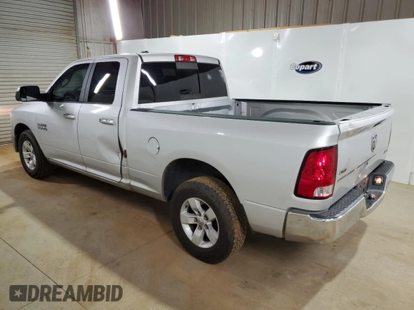 2018 Ram 1500 SLT z VIN 1C6RR6GG8JS126834, wystawiony jako Copart lot #46529825 z przebiegiem 190 240 mil mil oraz Czysty tytuł • Clean title. Historia ofert i sprzedaży dostępna na DreamBid. Obrazek 2.