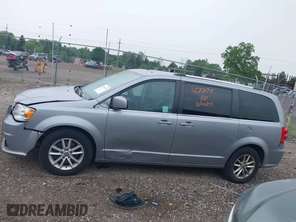 2018 Dodge Grand Caravan SXT z VIN 2C4RDGCG7JR301434, wystawiony jako IAAI lot #42510771 z przebiegiem 270 524 mil mil oraz . Historia ofert i sprzedaży dostępna na DreamBid. Obrazek 14.