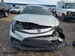 2020 Toyota Corolla SE with VIN 5YFS4RCE0LP033261, listed as a Copart auction lot 44262405 with 107,978 mi miles and Salvage Title. Bid and sale history available at carsss.com. Image 5.