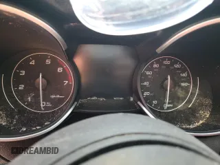 2022 Alfa Romeo Stelvio Sprint z VIN ZASPAKAN3N7D42064, wystawiony jako Copart lot #57510385 z przebiegiem Nie podano mil oraz Tytuł czysty. Historia ofert i sprzedaży dostępna na DreamBid. Obrazek 9.