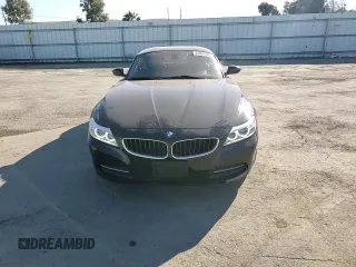 2016 BMW Z4 sDrive28i with VIN WBALL5C51G5A20067, listed as a Copart auction lot 43067105 with 37,409 mi miles and Salvage Title. Bid and sale history available at carsss.com. Image 11.