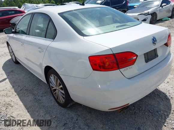 2013 Volkswagen Jetta TDI w/Premium/Nav с VIN 3VWLL7AJ2DM203802, выставлен на аукционе IAAI как лот 42311963 с пробегом 136 099 миль миль и . История ставок и продаж доступна на DreamBid. Изображение 3.