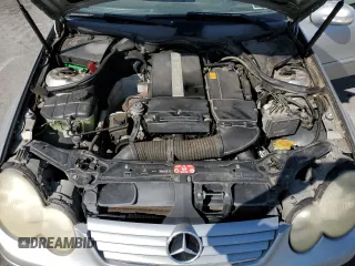 2004 Mercedes-Benz C 230 Kompressor z VIN WDBRN40J94A548568, wystawiony jako Copart lot #62208055 z przebiegiem 68 437 mil mil oraz Szkoda całkowita • Salvage title. Historia ofert i sprzedaży dostępna na DreamBid. Obrazek 11.