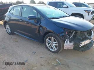 2021 Toyota Corolla Hatchback SE with VIN JTND4MBE9M3114388, listed as a IAAI auction lot 41796303 with 58,656 mi miles. Bid and sale history available at carsss.com. Image 1.