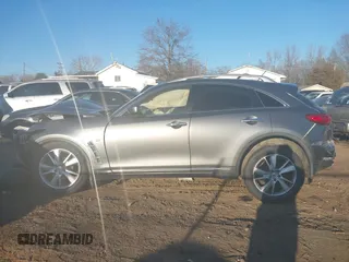 2015 Infiniti QX70 with VIN JN8CS1MWXFM480470, listed as a IAAI auction lot 41321666 with Not Provided miles and . Bid and sale history available at DreamBid. Image 13.