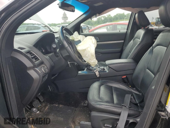 2018 Ford Explorer XLT z VIN 1FM5K8D82JGB05397, wystawiony jako Copart lot #60911525 z przebiegiem 146 485 mil mil oraz Nie do naprawy • Non repairable. Historia ofert i sprzedaży dostępna na DreamBid. Obrazek 7.