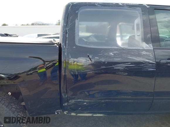 2018 Chevrolet Silverado 1500 LTZ with VIN 3GCUKSEC6JG111742, listed as a IAAI auction lot 42040811 with 148,283 mi miles. Bid and sale history available at carsss.com. Image 6.