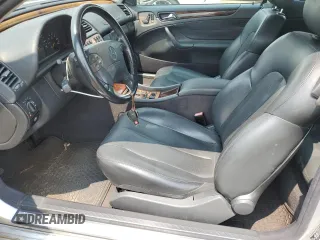 2002 Mercedes-Benz CLK 320/430 z VIN WDBLK65G52T115953, wystawiony jako Copart lot #59510165 z przebiegiem 129 612 mil mil oraz Czysty tytuł • Clean title. Historia ofert i sprzedaży dostępna na DreamBid. Obrazek 7.