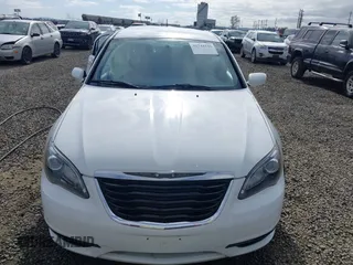 2013 Chrysler 200 Limited with VIN 1C3CCBCG7DN690139, listed as a IAAI auction lot 41744141 with 77,428 mi miles. Bid and sale history available at carsss.com. Image 12.
