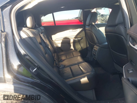 2019 Cadillac XT4 FWD Sport z VIN 1GYFZER43KF183181, wystawiony jako IAAI lot #41869141 z przebiegiem 25 539 mil mil oraz . Historia ofert i sprzedaży dostępna na DreamBid. Obrazek 8.