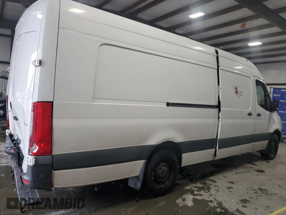 2020 Mercedes-Benz Sprinter Cargo Cargo with VIN W1W4EDHY8LT038877, listed as a Copart auction lot 65962684 with 308,678 mi miles and Salvage Title. Bid and sale history available at DreamBid. Image 3.