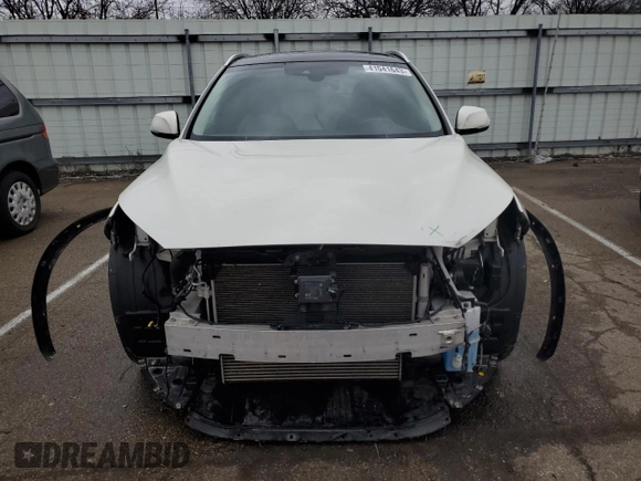 2019 Infiniti QX50 LUXE with VIN 3PCAJ5M38KF139042, listed as a Copart auction lot 41041643 with 53,668 mi miles. Bid and sale history available at carsss.com. Image 5.