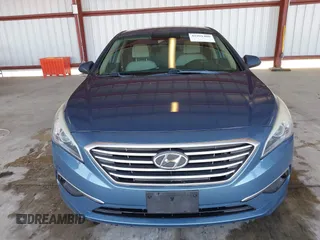 2017 Hyundai Sonata SE with VIN 5NPE24AF5HH488516, listed as a IAAI auction lot 41991400 with 183,514 mi miles. Bid and sale history available at carsss.com. Image 12.