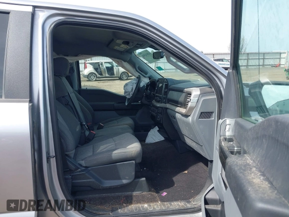 2021 Ford F-150 XL z VIN 1FTFW1E5XMFA28555, wystawiony jako IAAI lot #41814344 z przebiegiem 31 680 mil mil oraz . Historia ofert i sprzedaży dostępna na DreamBid. Obrazek 5.