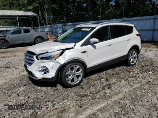 2019 Ford Escape Titanium с VIN 1FMCU9J97KUA21390, выставлен на аукционе Copart как лот 57640175 с пробегом 51 254 миль миль и Списание • Salvage title. История ставок и продаж доступна на DreamBid. Изображение 1.