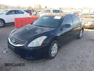 2011 Nissan Altima 2.5 S with VIN 1N4AL2AP1BN455907, listed as a IAAI auction lot 41872105 with 208,575 mi miles. Bid and sale history available at carsss.com. Image 2.