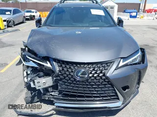 2022 Lexus UX 200 с VIN JTHX3JBH7N2055392, выставлен на аукционе IAAI как лот 42282895 с пробегом 46 776 миль миль и . История ставок и продаж доступна на DreamBid. Изображение 12.