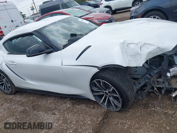2021 Toyota Supra 2.0 with VIN WZ1DB2C0XMW043249, listed as a IAAI auction lot 42085092 with Not provided miles and . Bid and sale history available at DreamBid. Image 14.