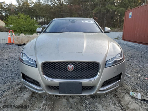 2016 Jaguar XF 35t Premium with VIN SAJBJ4BV4GCY18184, listed as a Copart auction lot 50771505 with NaN miles and Clean Title. Bid and sale history available at carsss.com. Image 5.