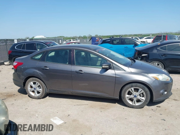2013 Ford Focus SE with VIN 1FADP3F27DL156733, listed as a IAAI auction lot 41998196 with 116,692 mi miles. Bid and sale history available at carsss.com. Image 13.