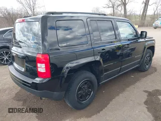 2014 Jeep Patriot Sport with VIN 1C4NJPBA4ED844253, listed as a IAAI auction lot 41879323 with 170,551 mi miles and . Bid and sale history available at carsss.com. Image 4.