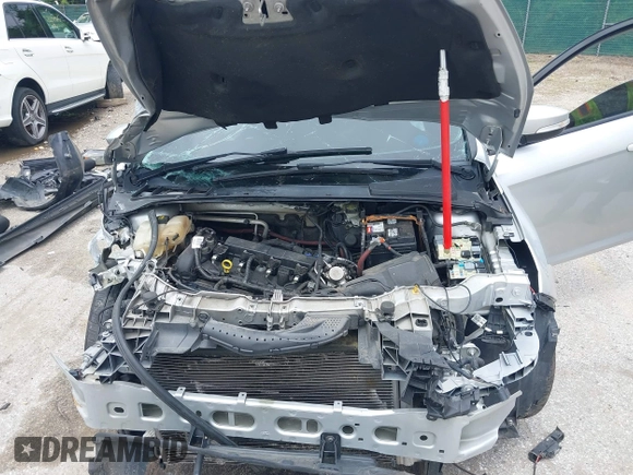 2016 Ford Focus SE z VIN 1FADP3F22GL373756, wystawiony jako IAAI lot #42369795 z przebiegiem 99 646 mil mil oraz . Historia ofert i sprzedaży dostępna na DreamBid. Obrazek 10.