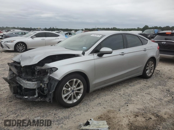 2020 Ford Fusion SE with VIN 3FA6P0HD0LR147717, listed as a Copart auction lot 55420575 with 133,646 mi miles and Salvage title. Bid and sale history available at DreamBid. Image 1.
