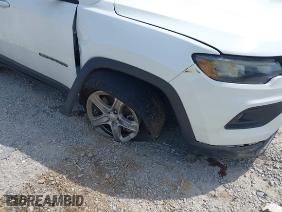2023 Jeep Compass Latitude с VIN 3C4NJDBN2PT566984, выставлен на аукционе IAAI как лот 42492185 с пробегом 50 245 миль миль и . История ставок и продаж доступна на DreamBid. Изображение 6.