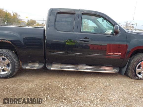 2012 GMC Sierra 1500 SLT z VIN 1GTR2WE71CZ337710, wystawiony jako IAAI lot #40658228 z przebiegiem 105 781 mil mil oraz . Historia ofert i sprzedaży dostępna na DreamBid. Obrazek 13.