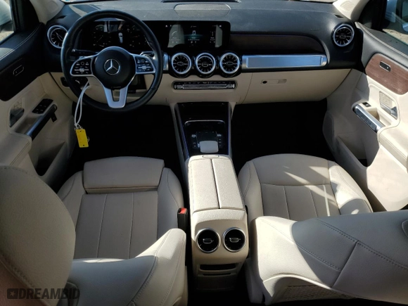2022 Mercedes-Benz GLB with VIN W1N4M4HB4NW201013, listed as a Copart auction lot 47977425 with 31,335 mi miles and Salvage Title. Bid and sale history available at carsss.com. Image 8.
