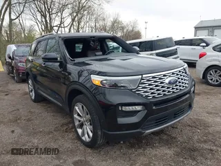 2022 Ford Explorer Platinum z VIN 1FM5K8HC6NGA72795, wystawiony jako IAAI lot #41955734 z przebiegiem 41 373 mil mil oraz . Historia ofert i sprzedaży dostępna na DreamBid. Obrazek 1.